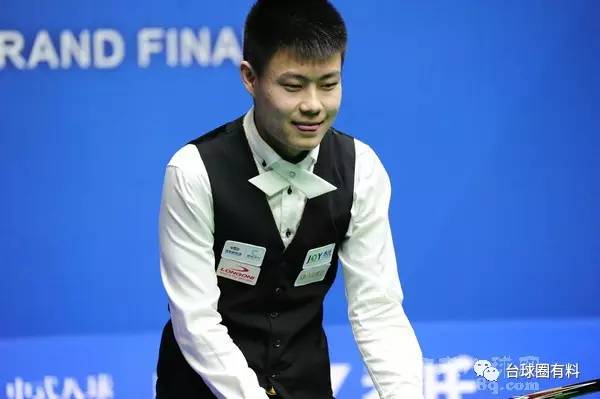 而在锋线上 而在锋线上