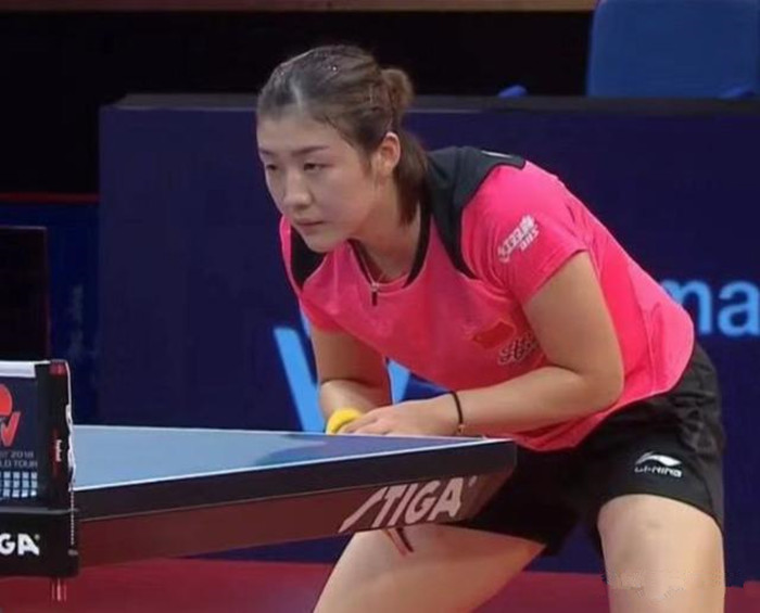 更由于这座 更由于这座