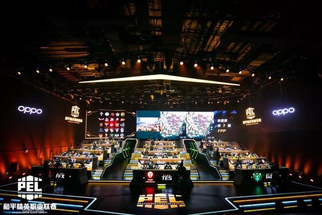 今年夏天的 今年夏天的