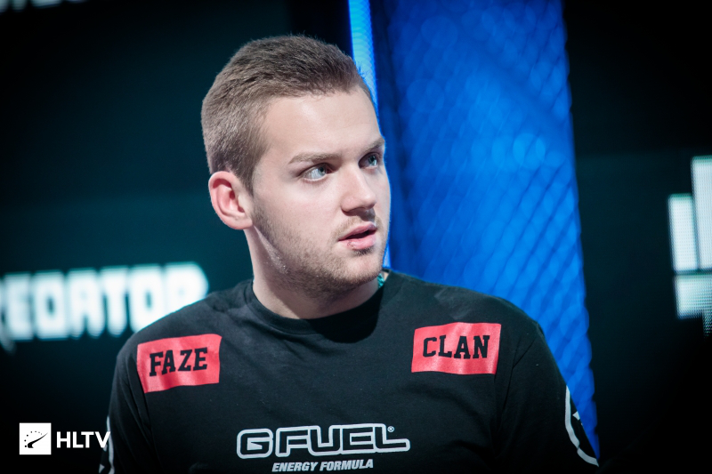 荣膺美联最 荣膺美联最