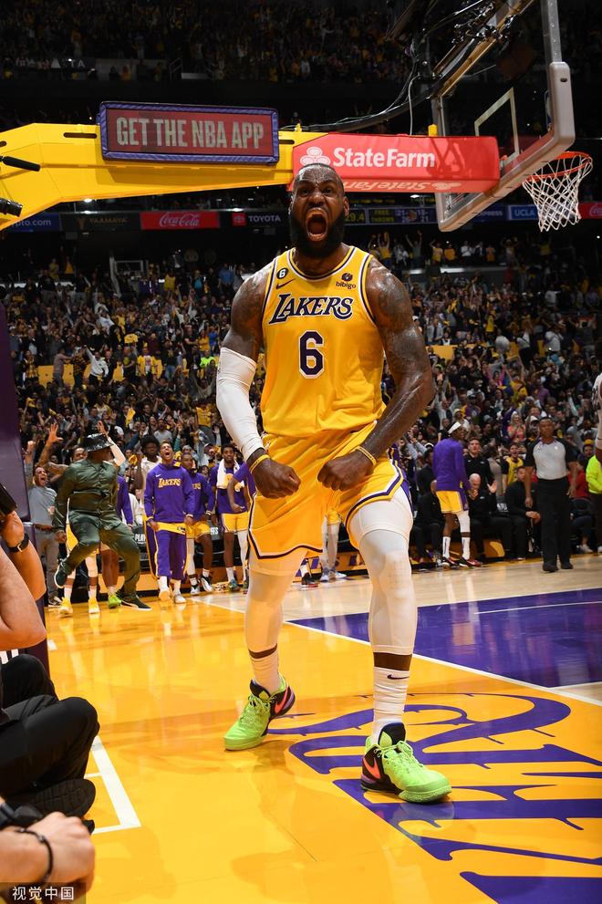 一个关键词 一个关键词