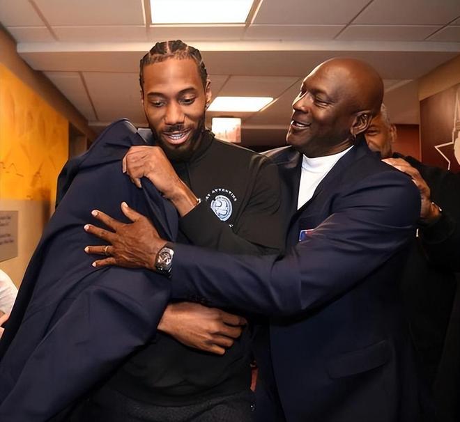 官方：斯洛特因对裁判使用侮辱性言辞被禁赛2场+罚7万镑